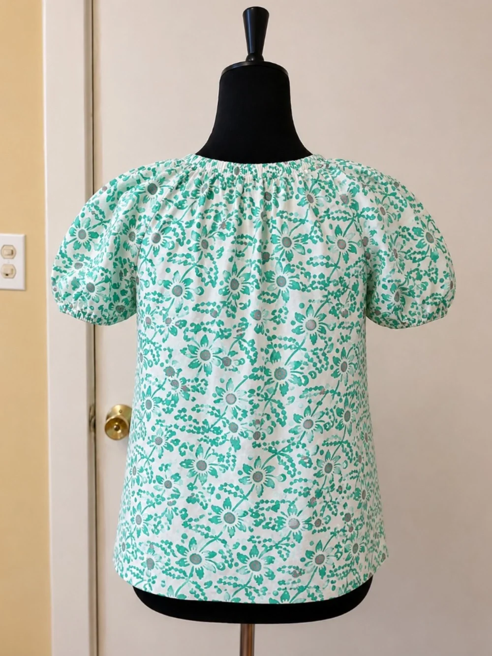 J.Crew Re-Imagined Floral Puff Sleeve Cotton Top Green Ivory